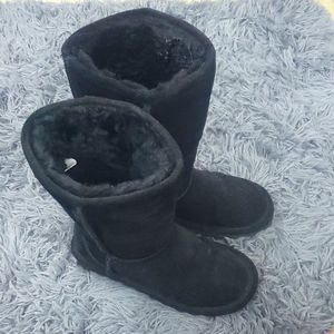 Black Tall Bearpaw Boots
